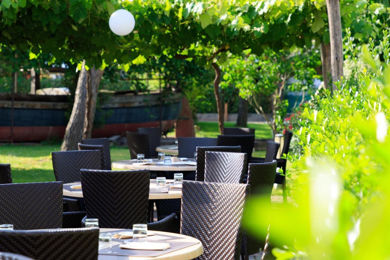 Hotel Teutschhaus Cortina Sulla Strada del Vino Ngoại thất bức ảnh