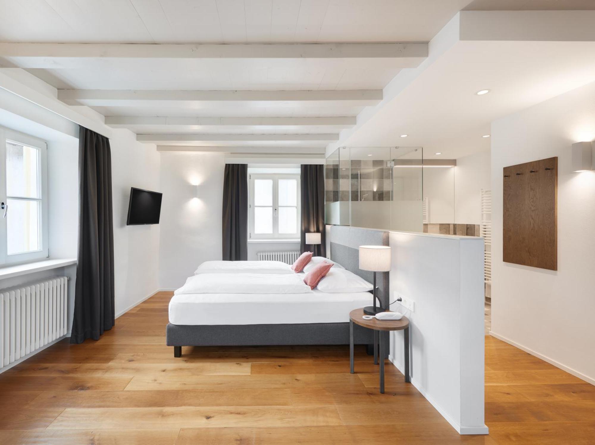 Hotel Teutschhaus Cortina Sulla Strada del Vino Ngoại thất bức ảnh