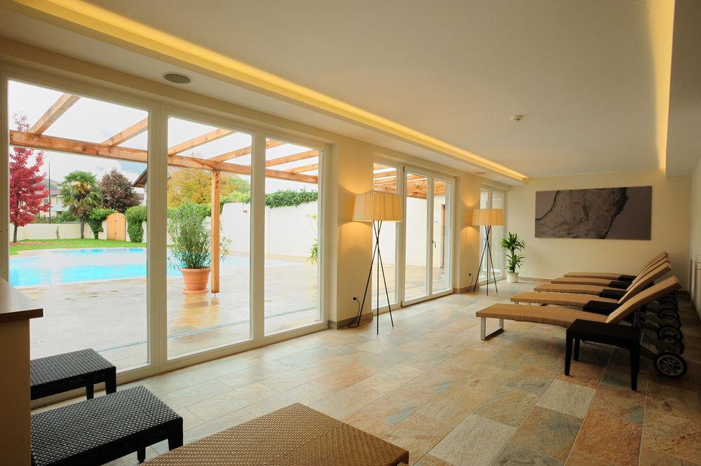 Hotel Teutschhaus Cortina Sulla Strada del Vino Ngoại thất bức ảnh